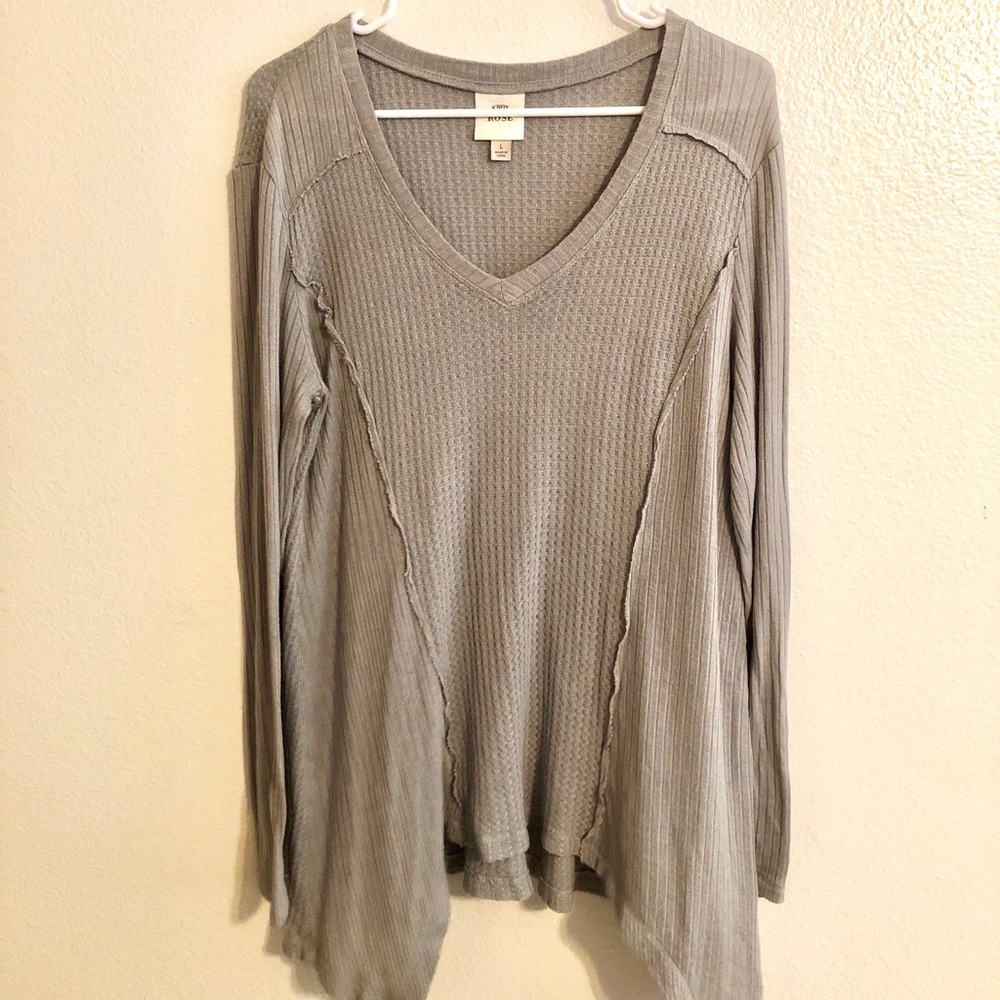 Knox Rose Gray Sweater
